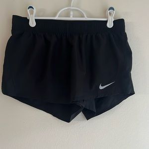 Nike Drifit Shorts Black - Medium